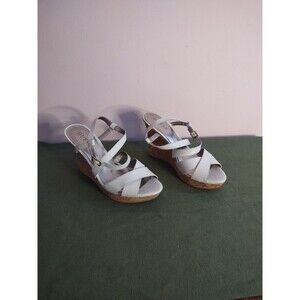 Guess Women's White Wedge Heel 8 Summer Cute